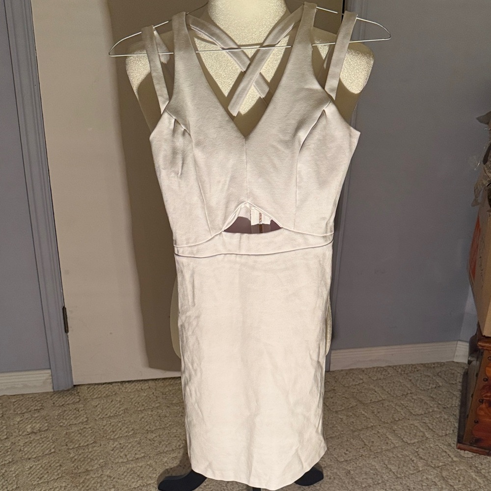 Sexy white Sleeveless strappy Dress